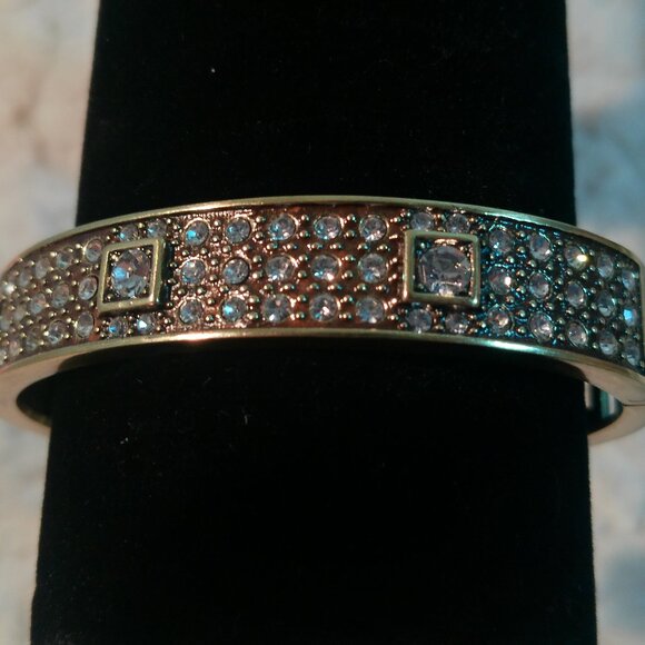 HEIDI DAUS Purple & Lavender Bangle Bracelet (458) - Picture 1 of 9